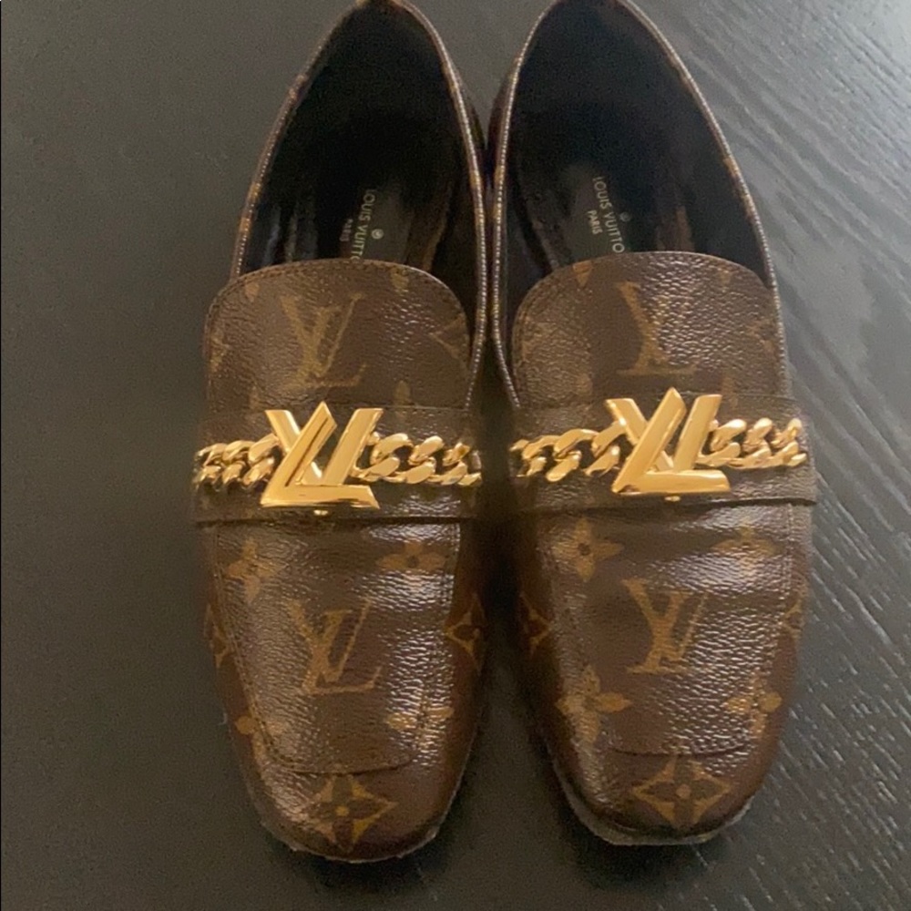 Louis Vuitton Flat Loafers - Picture 8 of 10